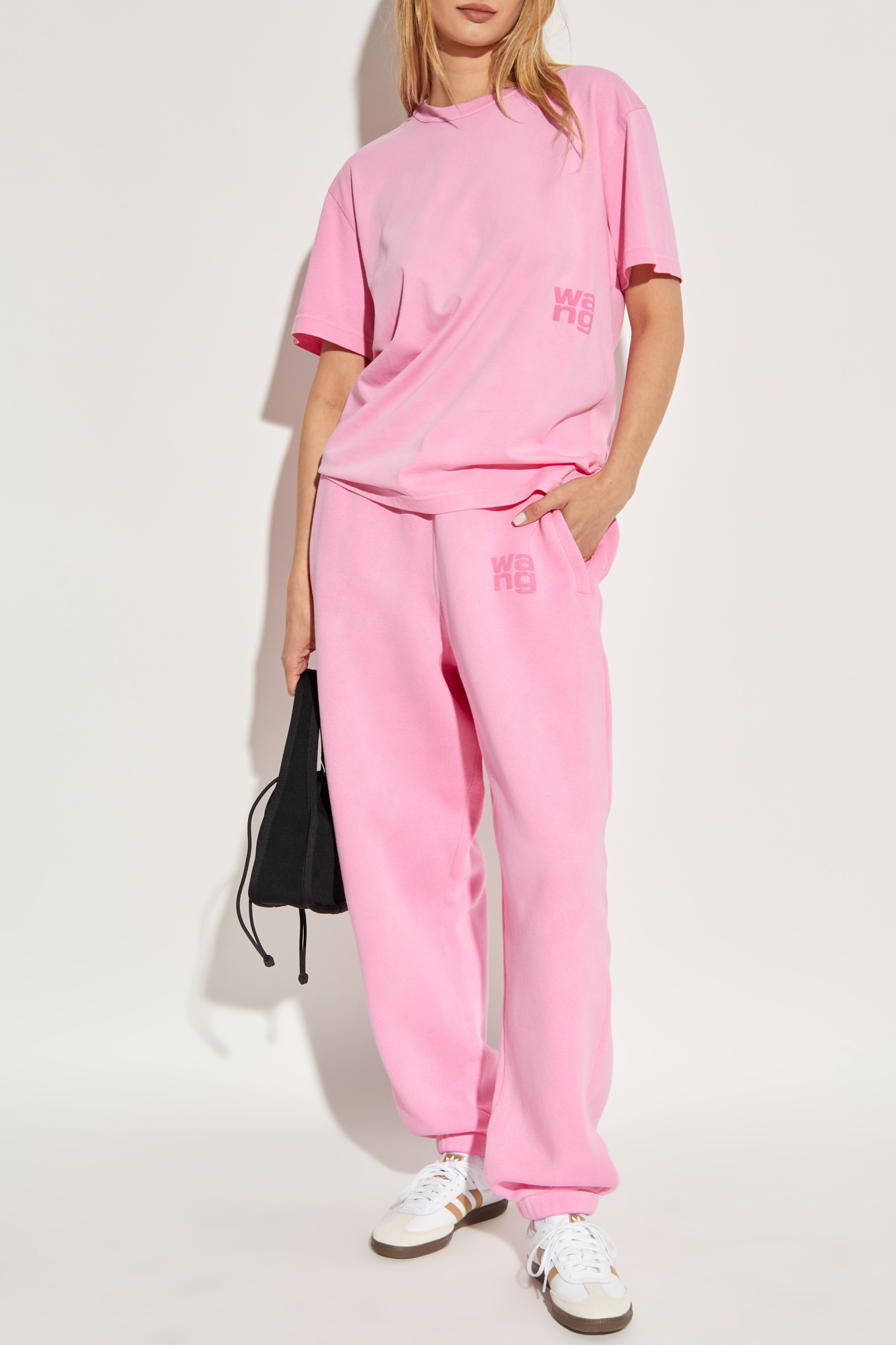 Alexander Wang ロゴ ジャカード クルーネック Tシャツ ピンク logo shrunken tee in compact jersey in ACID CANDY PINK
